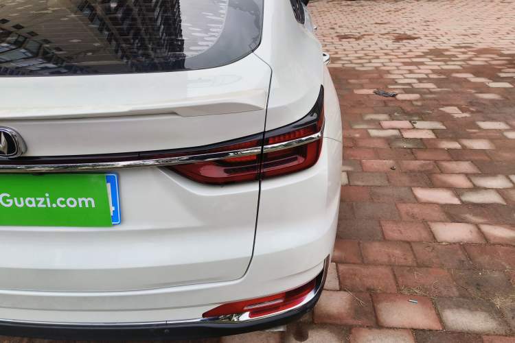 Used CHANGAN CS85 COUPE 2019 1.5T DCT Version China VI Standard Exterior 3