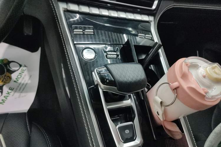Used CHANGAN CS85 COUPE 2019 2.0T Automatic Version China V Standard Gear Lever