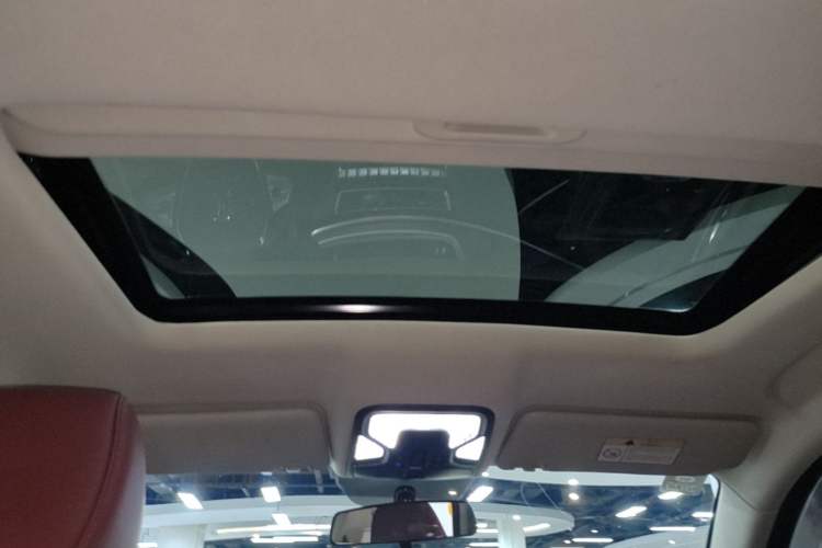 Used CHANGAN CS85 COUPE 2019 1.5T DCT Dynamic Version China VI Standard Headliner