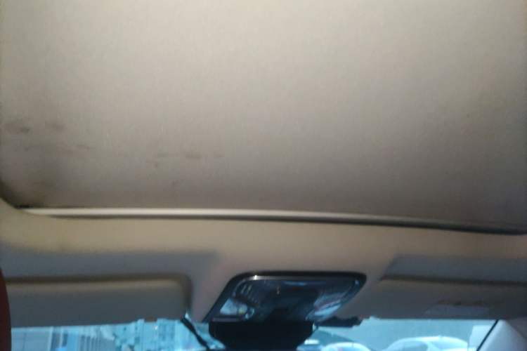 Used CHANGAN CS85 COUPE 2019 1.5T DCT Luxury Version China VI Standard Headliner