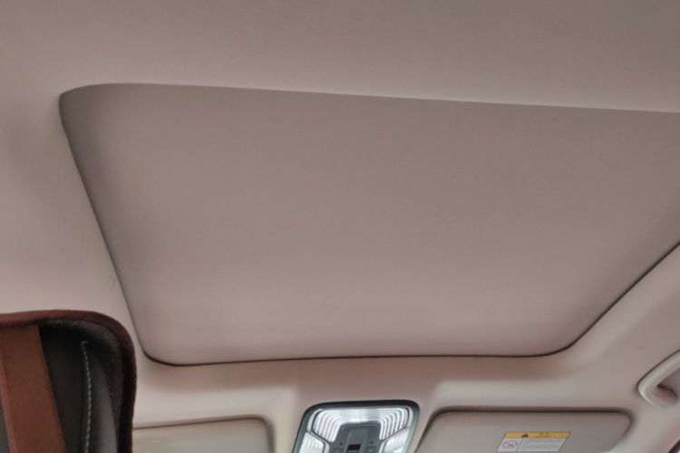 Used CHANGAN CS85 COUPE 2019 1.5T DCT Luxury Version China VI Standard Headliner