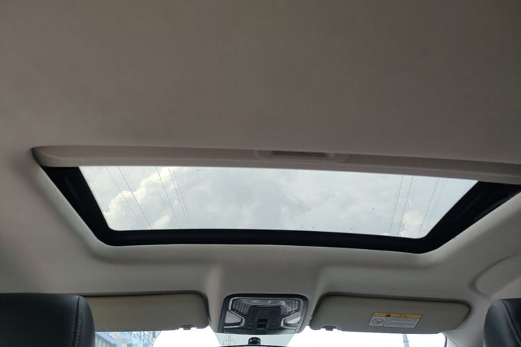 Used CHANGAN CS85 COUPE 2019 1.5T DCT Dynamic Version China VI Standard Headliner