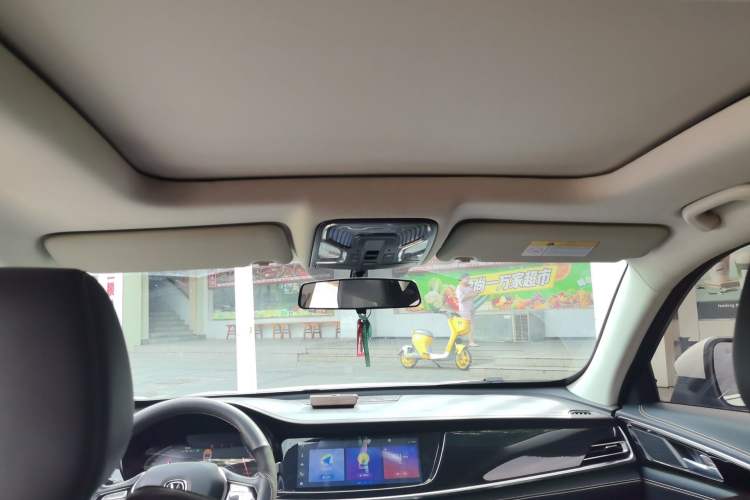Used CHANGAN CS85 COUPE 2019 2.0T Automatic Luxury Edition China VI Standard Headliner