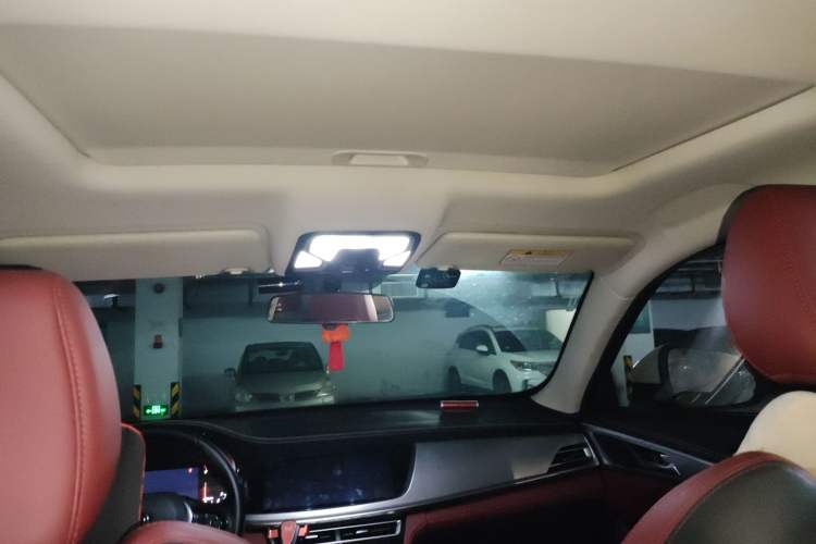 Used CHANGAN CS85 COUPE 2019 1.5T DCT Dynamic Version China VI Standard Headliner