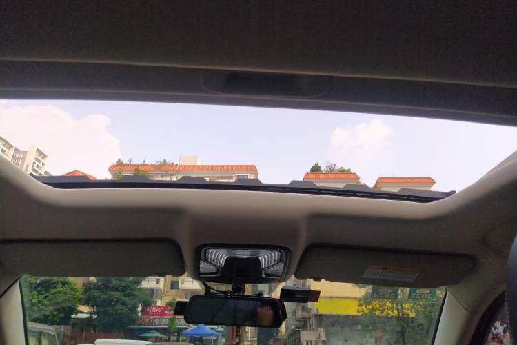 Used CHANGAN CS85 COUPE 2019 1.5T DCT Dynamic Version China VI Standard Headliner
