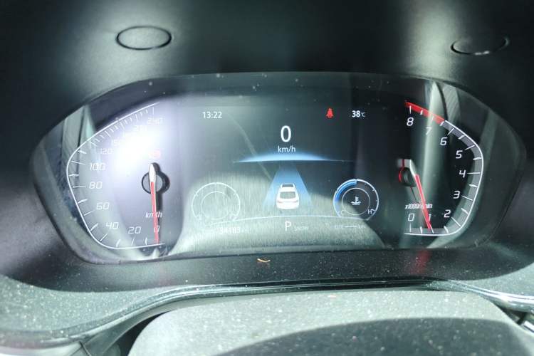 Used CHANGAN CS85 COUPE 2019 2.0T Automatic Version China VI Standard Instrument Cluster