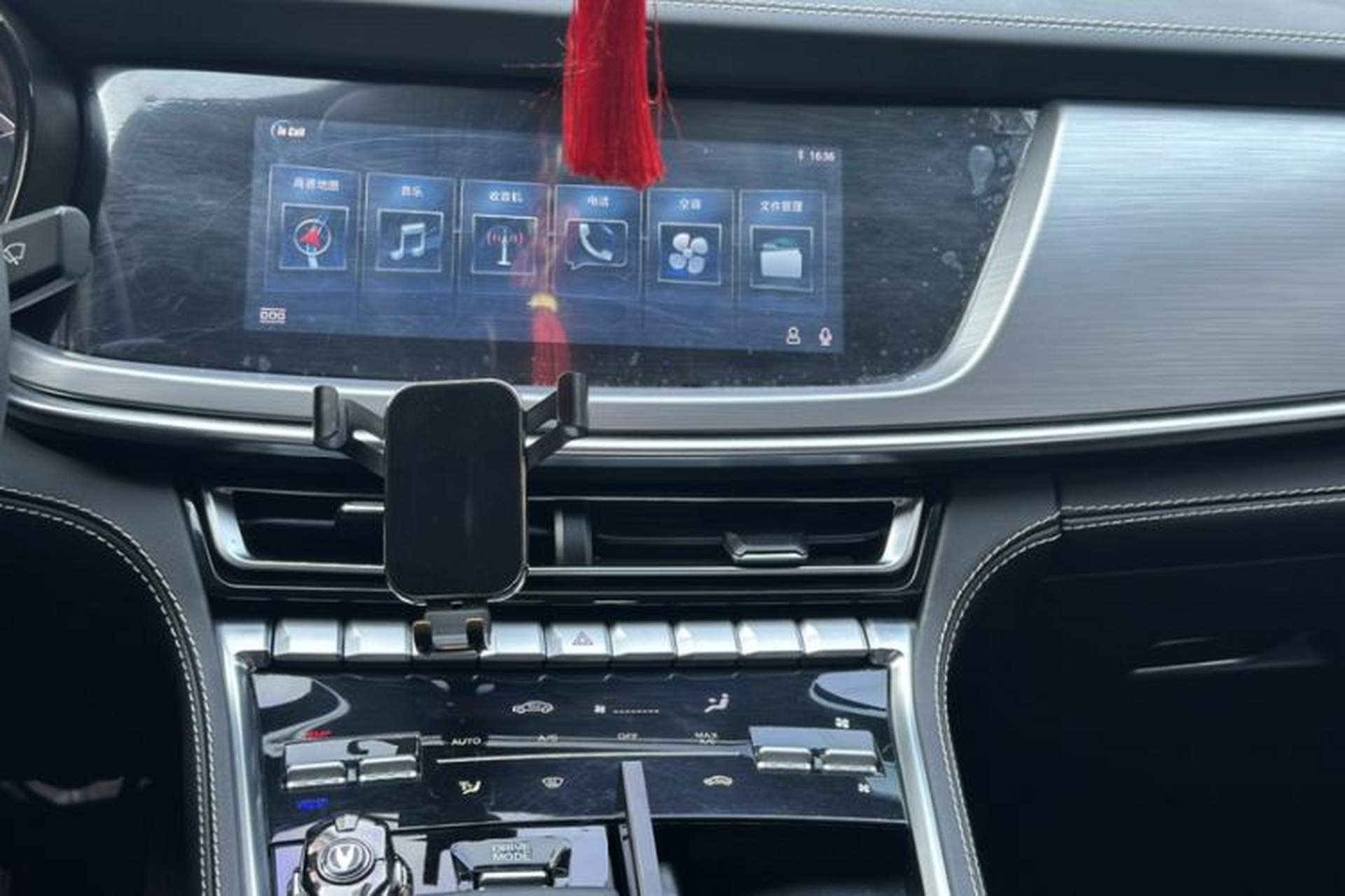 Used CHANGAN CS85 COUPE 2019 1.5T DCT Version China VI Standard Interior 1