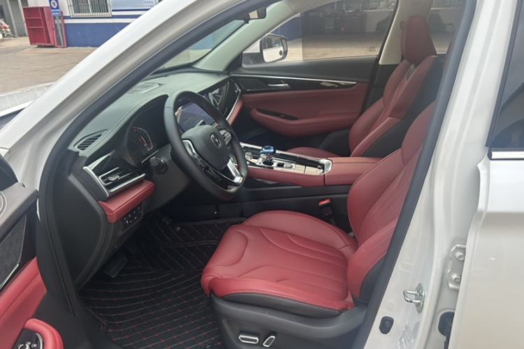 Used CHANGAN CS85 COUPE 2019 2.0T Automatic Luxury Edition China VI Standard Interior 4