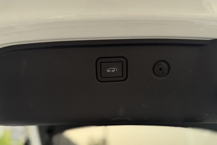 Used CHANGAN CS85 COUPE 2019 2.0T Automatic Luxury Edition China VI Standard Interior 9
