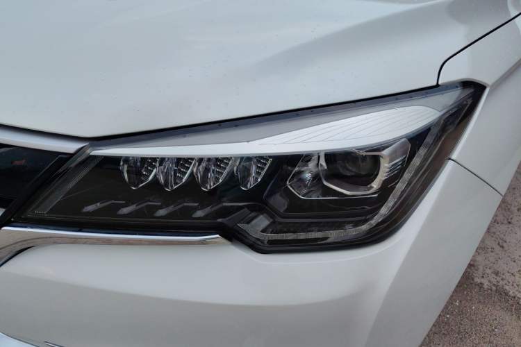 Used CHANGAN CS85 COUPE 2019 2.0T Automatic Luxury Edition China VI Standard Left Front Headlight