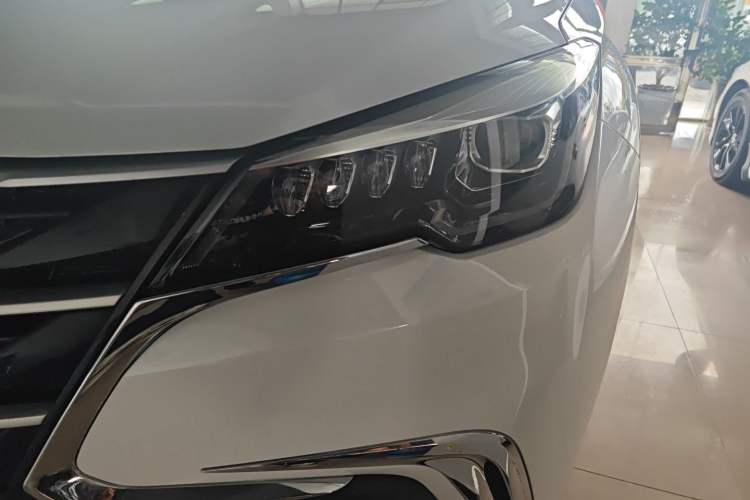 Used CHANGAN CS85 COUPE 2019 1.5T DCT Dynamic Version China VI Standard Left Front Headlight