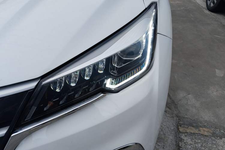 Used CHANGAN CS85 COUPE 2019 2.0T Automatic Luxury Edition China VI Standard Left Front Headlight