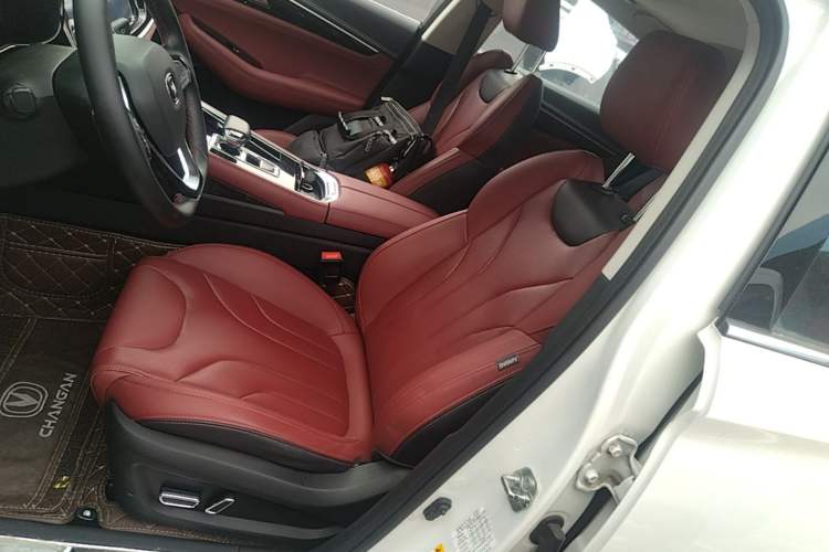 Used CHANGAN CS85 COUPE 2019 1.5T DCT Luxury Version China VI Standard Left Front Seat