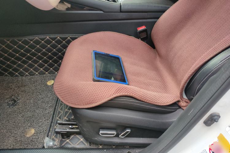Used CHANGAN CS85 COUPE 2019 1.5T DCT Luxury Version China VI Standard Left Front Seat
