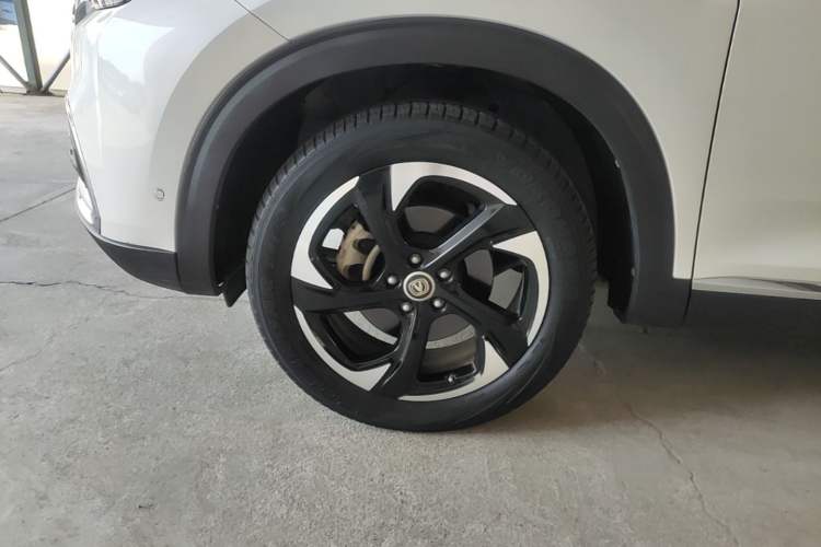 Used CHANGAN CS85 COUPE 2019 2.0T Automatic Luxury Edition China VI Standard Left Front Wheel Hub
