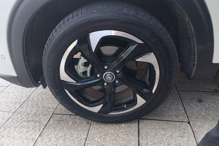 Used CHANGAN CS85 COUPE 2019 2.0T Automatic Luxury Edition China V Standard Left Front Wheel Hub