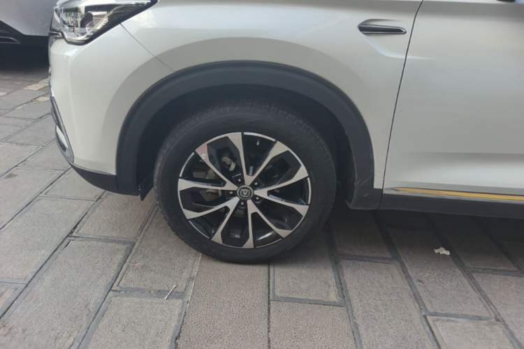Used CHANGAN CS85 COUPE 2019 1.5T DCT Dynamic Version China VI Standard Left Front Wheel Hub