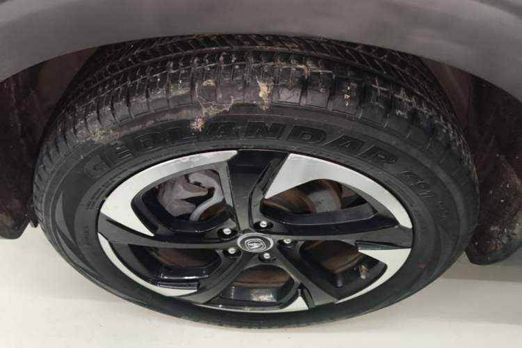 Used CHANGAN CS85 COUPE 2019 2.0T Automatic Version China V Standard Left Front Wheel Hub