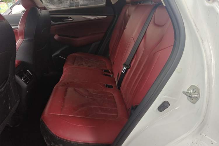 Used CHANGAN CS85 COUPE 2019 1.5T DCT Dynamic Version China VI Standard Left Rear Seat
