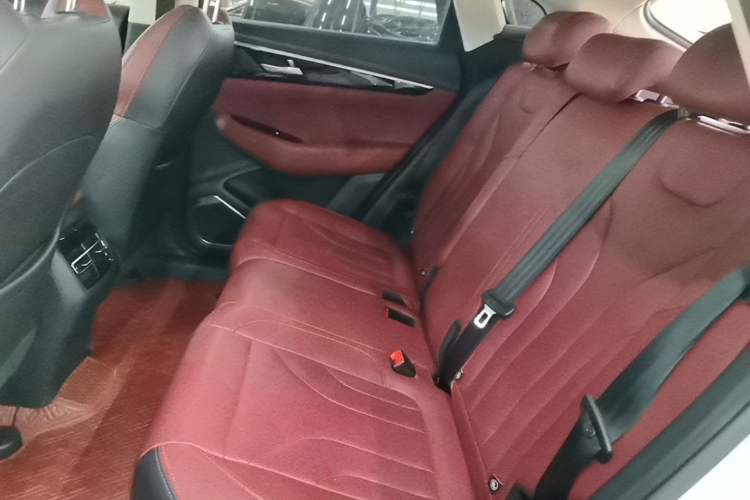 Used CHANGAN CS85 COUPE 2019 1.5T DCT Luxury Version China VI Standard Left Rear Seat