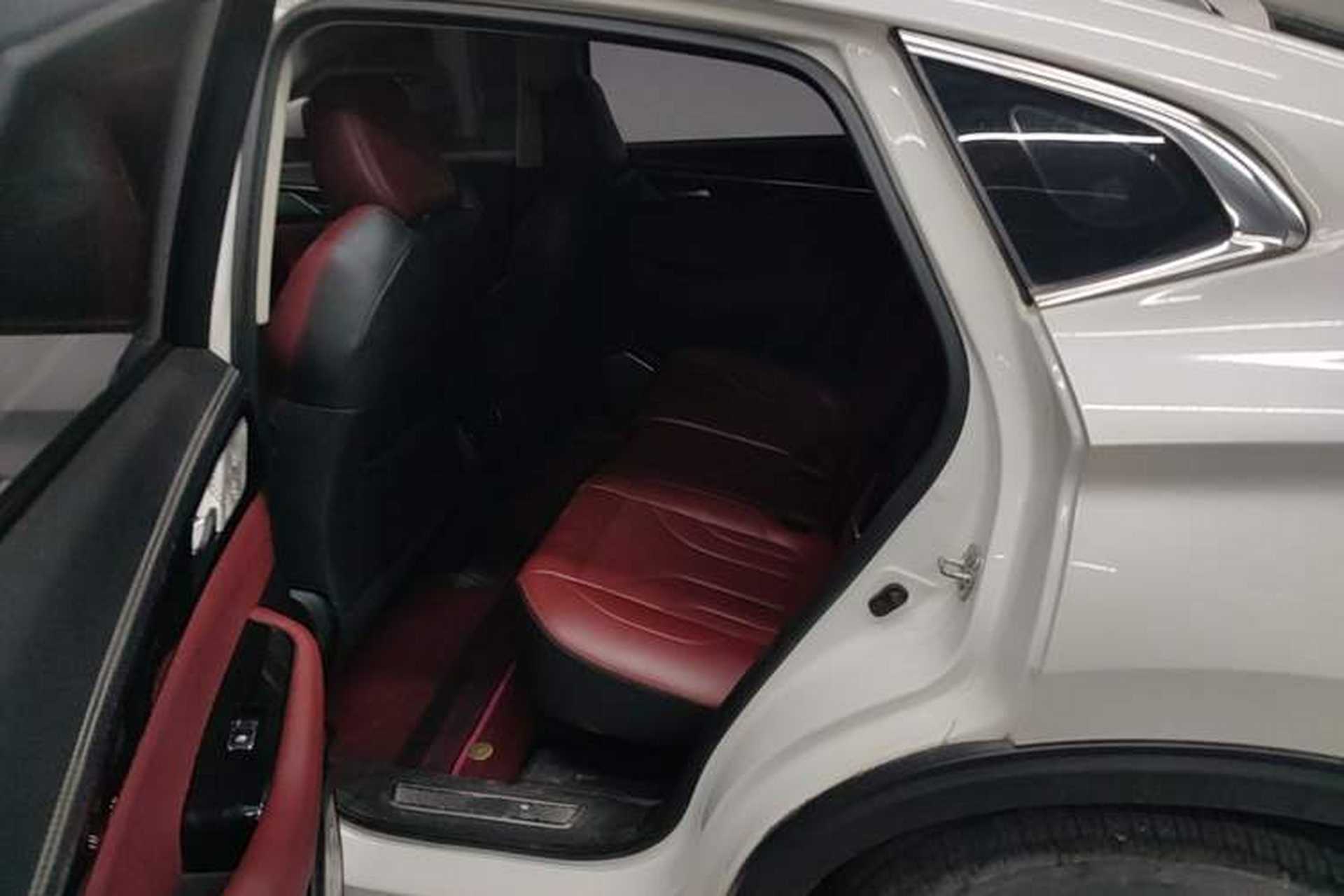 Used CHANGAN CS85 COUPE 2019 2.0T Automatic Smart Version China VI Standard Left Rear Seat