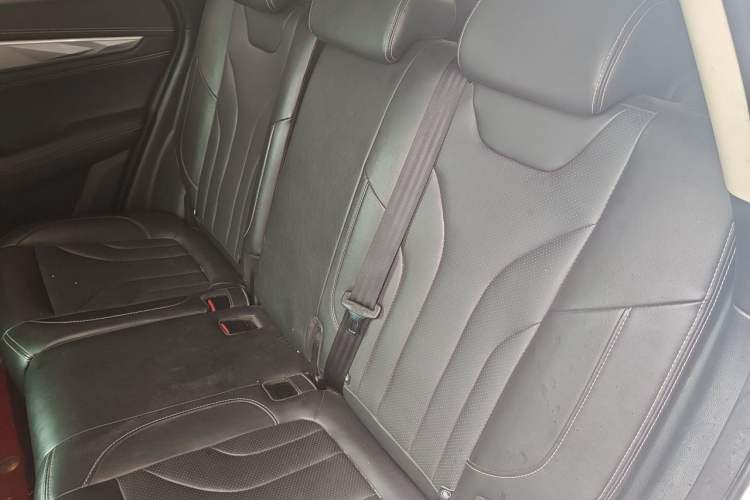 Used CHANGAN CS85 COUPE 2019 1.5T DCT Dynamic Version China VI Standard Left Rear Seat