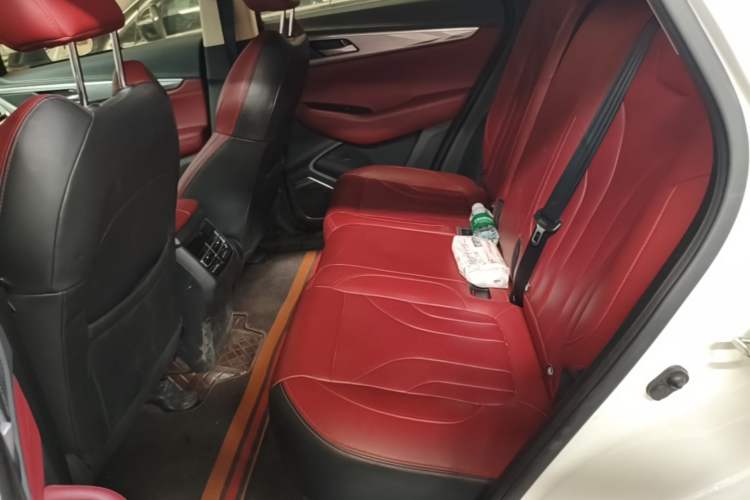 Used CHANGAN CS85 COUPE 2019 1.5T DCT Dynamic Version China VI Standard Left Rear Seat