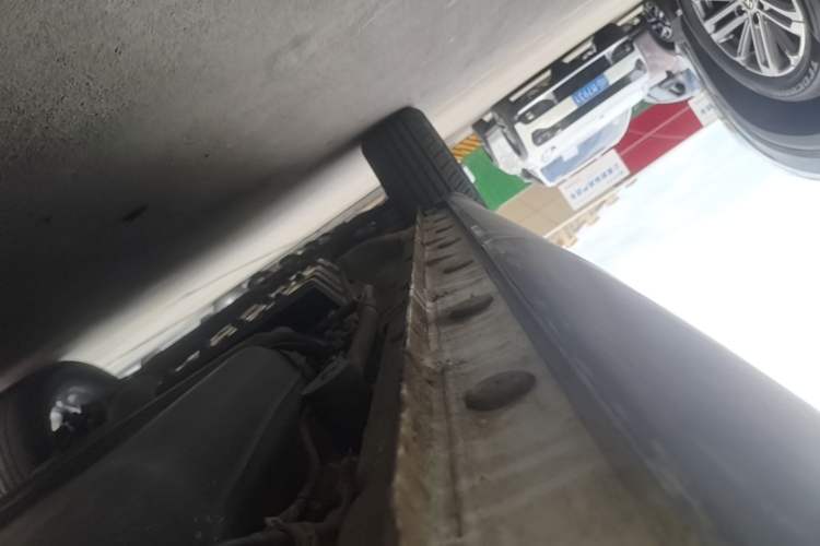 Used CHANGAN CS85 COUPE 2019 1.5T DCT Dynamic Version China VI Standard Left Side Sill