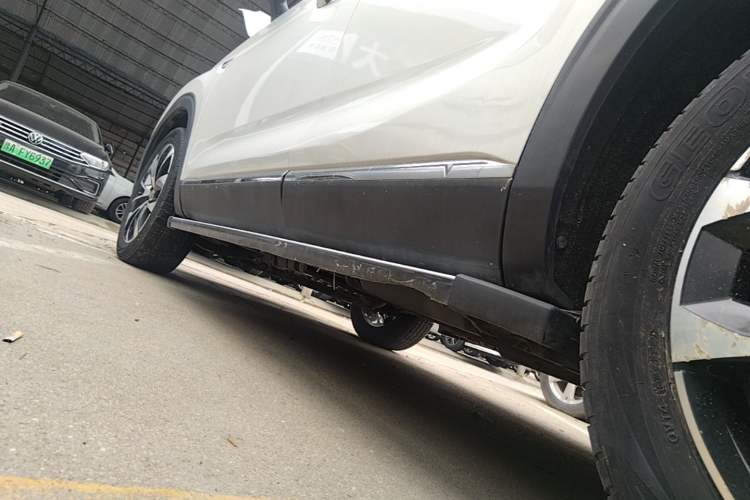Used CHANGAN CS85 COUPE 2019 1.5T DCT Luxury Version China VI Standard Left Side Sill