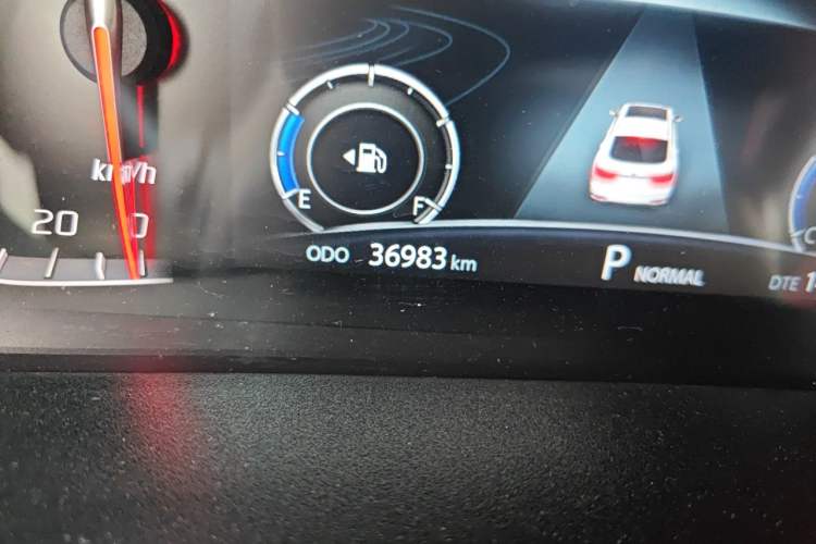 Used CHANGAN CS85 COUPE 2019 1.5T DCT Version China VI Standard Odometer Close Up
