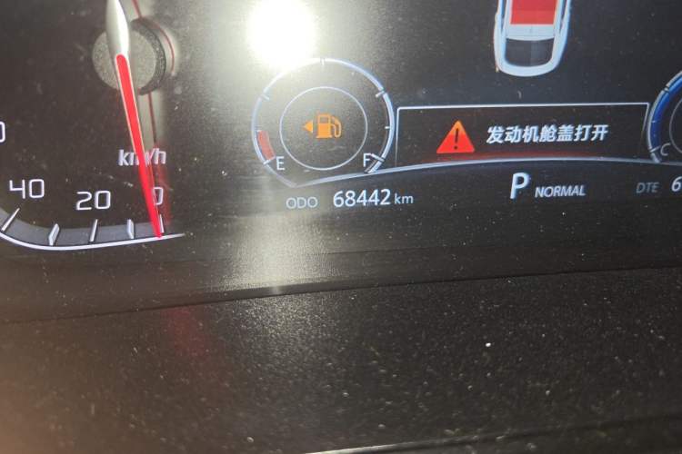 Used CHANGAN CS85 COUPE 2019 1.5T DCT Dynamic Version China VI Standard Odometer Close Up