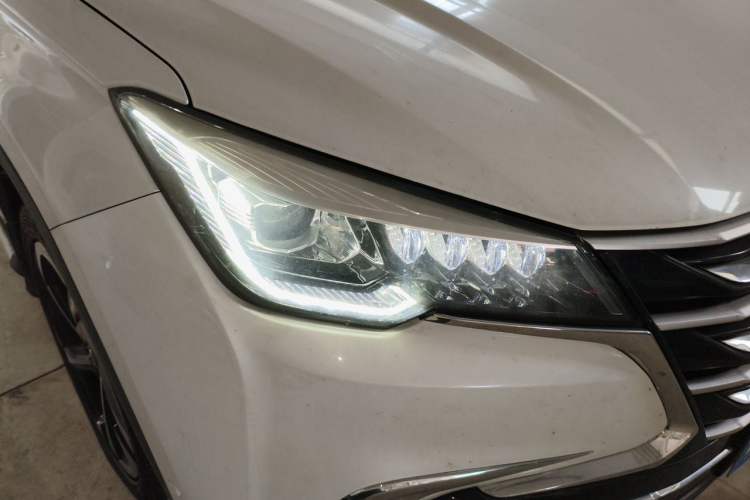 Used CHANGAN CS85 COUPE 2019 2.0T Automatic Version China V Standard Right Front Headlight