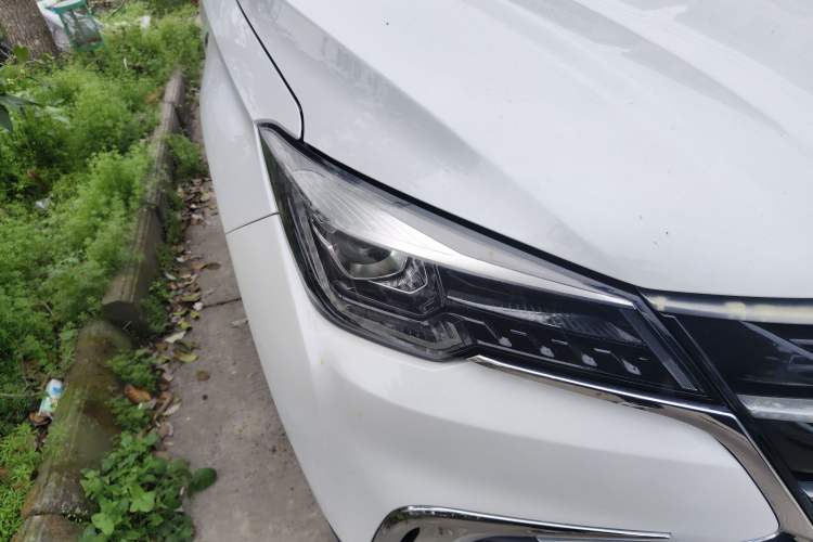 Used CHANGAN CS85 COUPE 2019 1.5T DCT Version China VI Standard Right Front Headlight