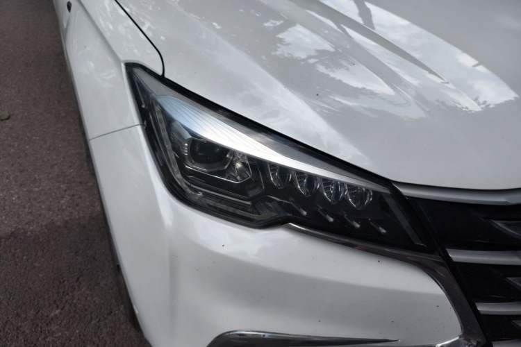 Used CHANGAN CS85 COUPE 2019 2.0T Automatic Luxury Edition China VI Standard Right Front Headlight