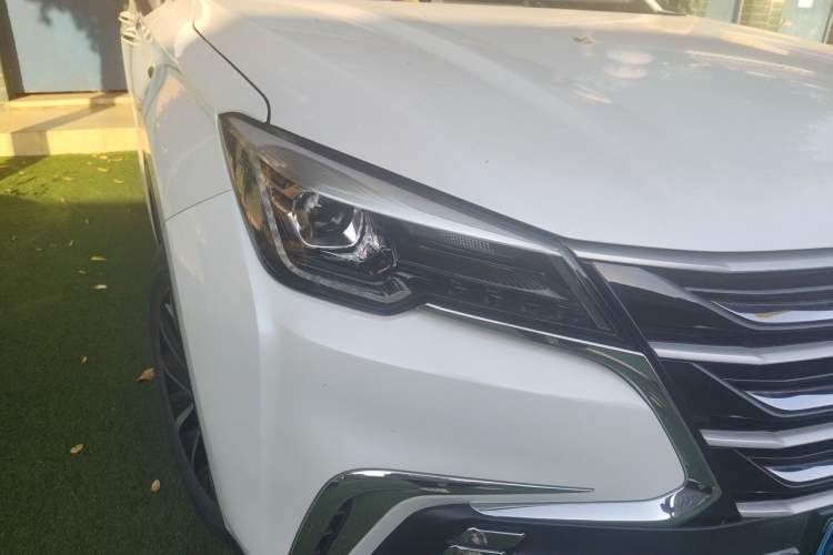 Used CHANGAN CS85 COUPE 2019 1.5T DCT Version China VI Standard Right Front Headlight