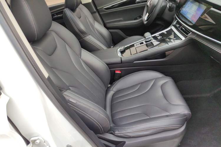 Used CHANGAN CS85 COUPE 2019 2.0T Automatic Luxury Edition China VI Standard Right Front Seat