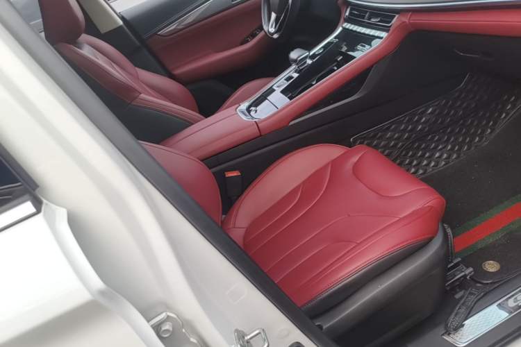 Used CHANGAN CS85 COUPE 2019 1.5T DCT Dynamic Version China VI Standard Right Front Seat