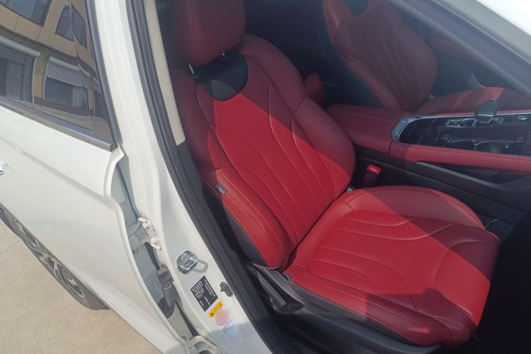Used CHANGAN CS85 COUPE 2019 1.5T DCT Dynamic Version China VI Standard Right Front Seat