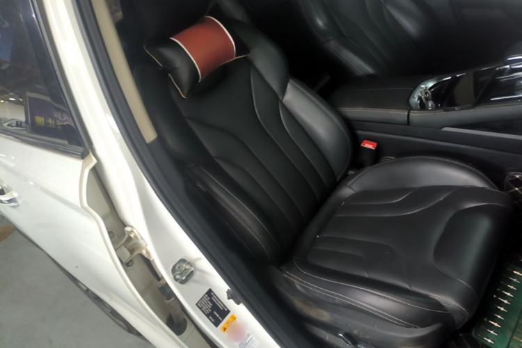 Used CHANGAN CS85 COUPE 2019 2.0T Automatic Smart Version China VI Standard Right Front Seat