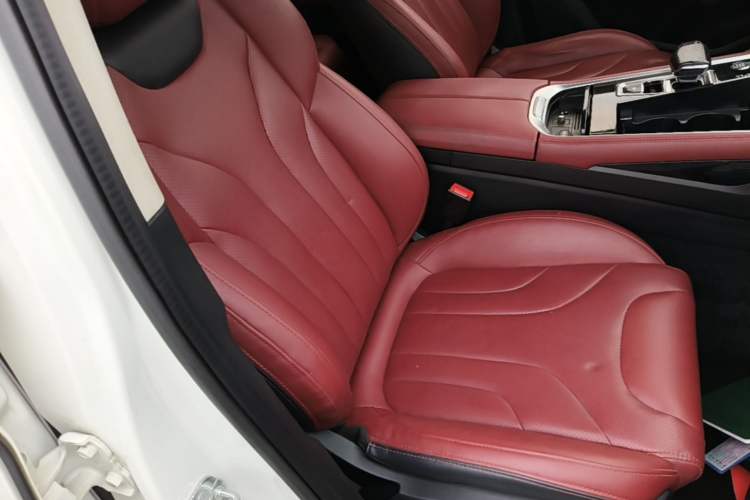Used CHANGAN CS85 COUPE 2019 1.5T DCT Version China VI Standard Right Front Seat
