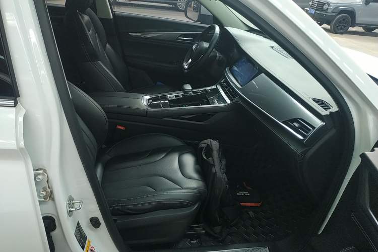Used CHANGAN CS85 COUPE 2019 2.0T Automatic Version China V Standard Right Front Seat