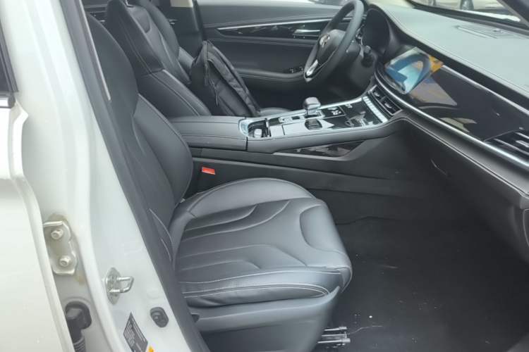 Used CHANGAN CS85 COUPE 2019 1.5T DCT Luxury Version China VI Standard Right Front Seat