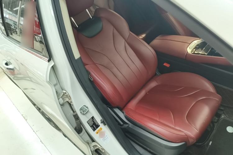 Used CHANGAN CS85 COUPE 2019 1.5T DCT Dynamic Version China VI Standard Right Front Seat