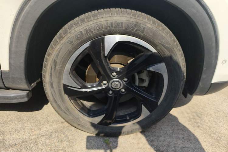 Used CHANGAN CS85 COUPE 2019 2.0T Automatic Luxury Edition China VI Standard Right Front Wheel Hub