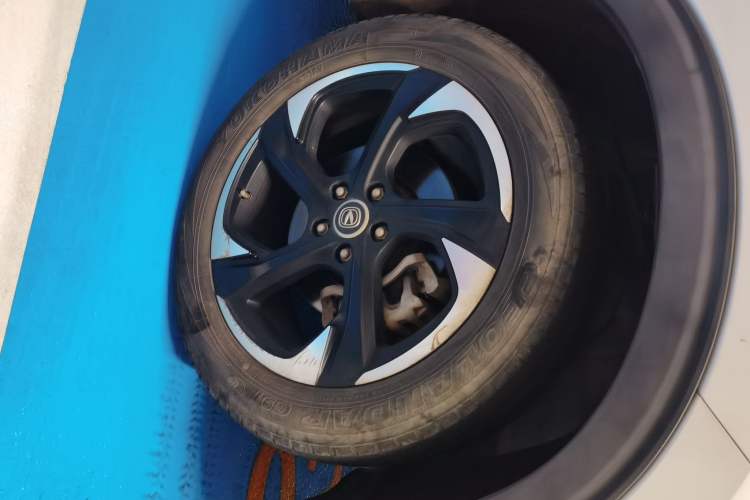 Used CHANGAN CS85 COUPE 2019 2.0T Automatic Luxury Edition China VI Standard Right Front Wheel Hub