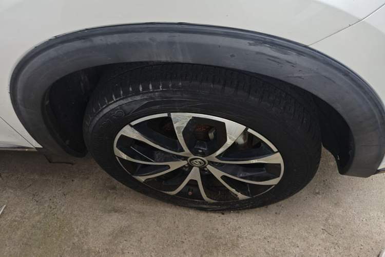 Used CHANGAN CS85 COUPE 2019 1.5T DCT Dynamic Version China VI Standard Right Front Wheel Hub