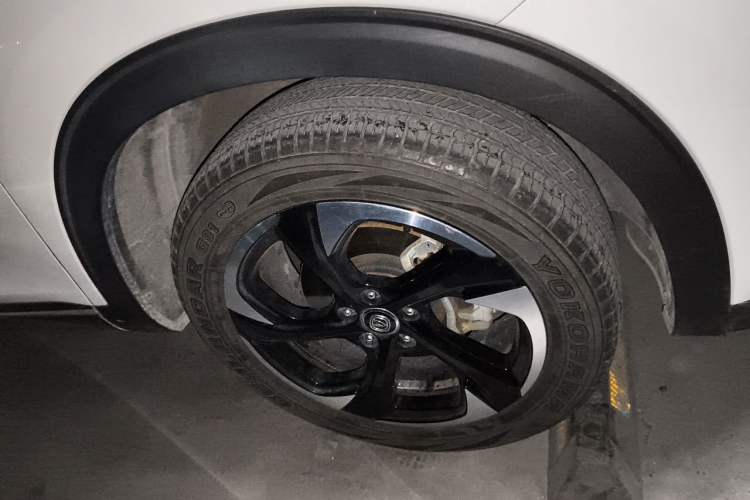 Used CHANGAN CS85 COUPE 2019 2.0T Automatic Version China V Standard Right Front Wheel Hub