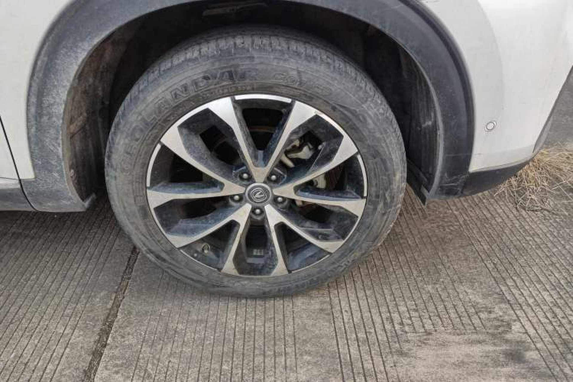 Used CHANGAN CS85 COUPE 2019 1.5T DCT Luxury Version China VI Standard Right Front Wheel Hub