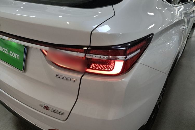 Used CHANGAN CS85 COUPE 2019 1.5T DCT Dynamic Version China VI Standard Right Rear Taillight
