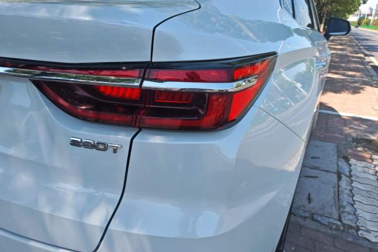 Used CHANGAN CS85 COUPE 2019 1.5T DCT Version China VI Standard Right Rear Taillight